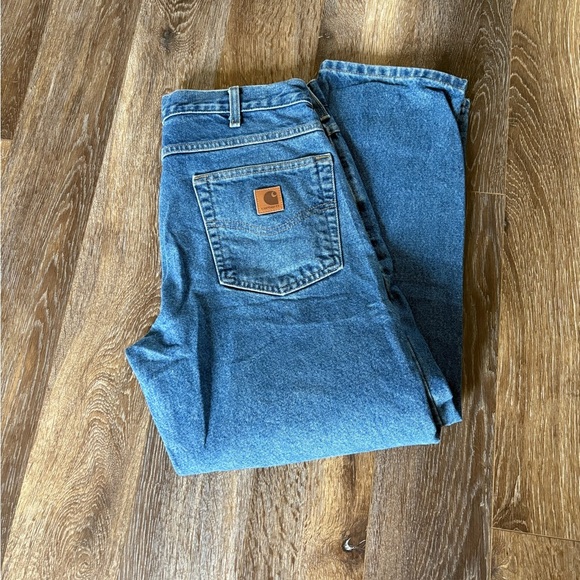 Carhartt Men's Relaxed Fit 32x28 with socks :) - Picture 2 of 12